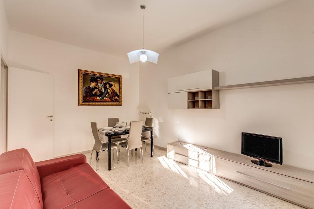Daisy Guest House Colosseo Roma Oda fotoğraf